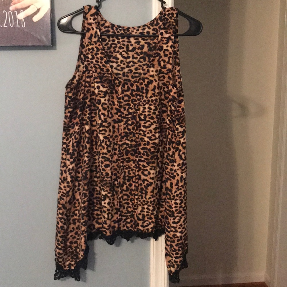 CHEETAH TOP ALERT🖤